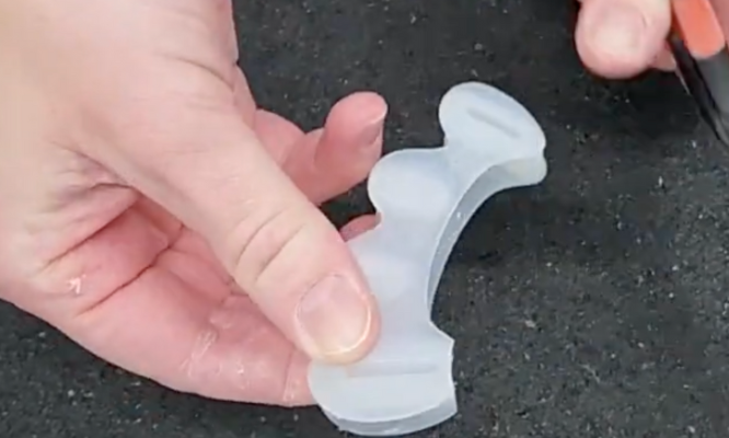 Customization Options for Silicone Toe Spacers, depending on your feet.